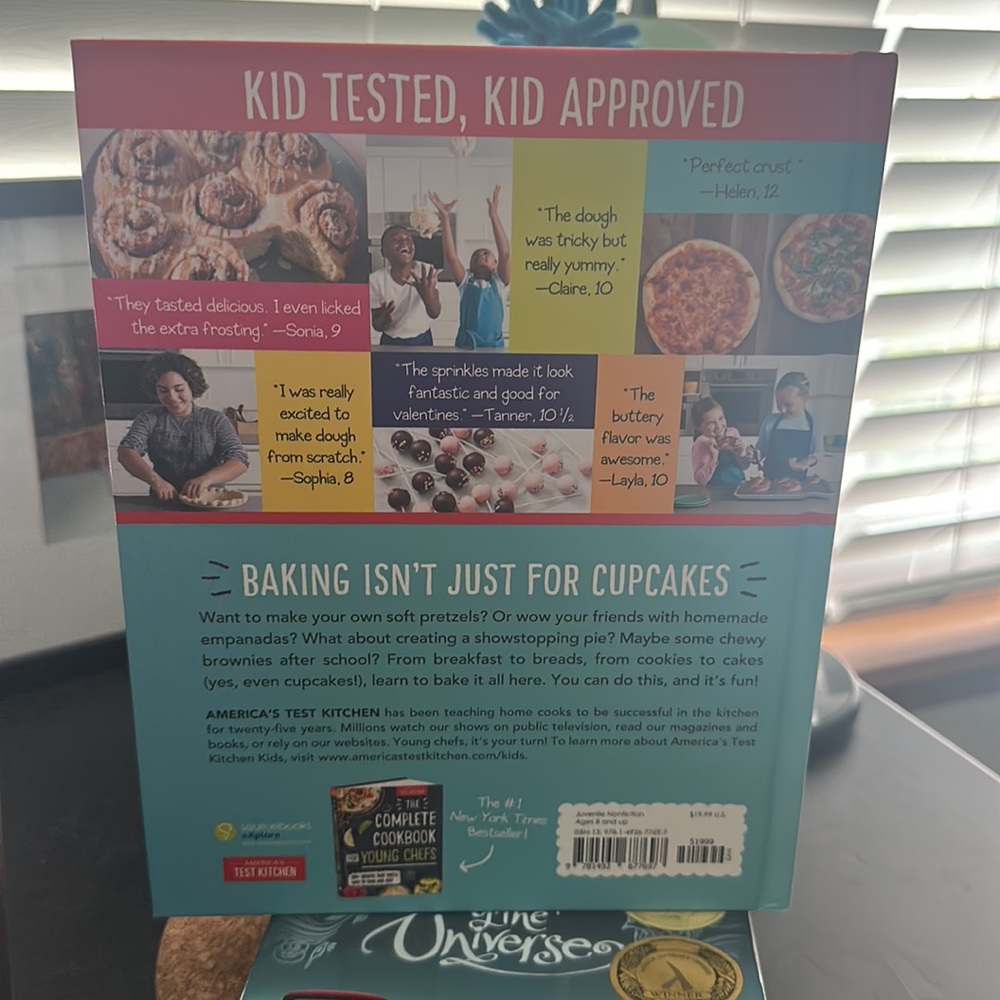 Brand New Baking Book for Young Chefs - Picture 2 of 2